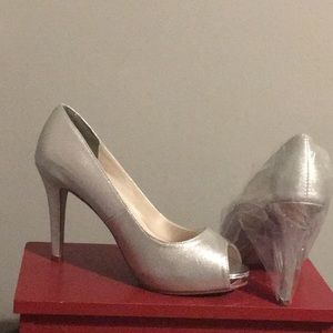 Silver shoe